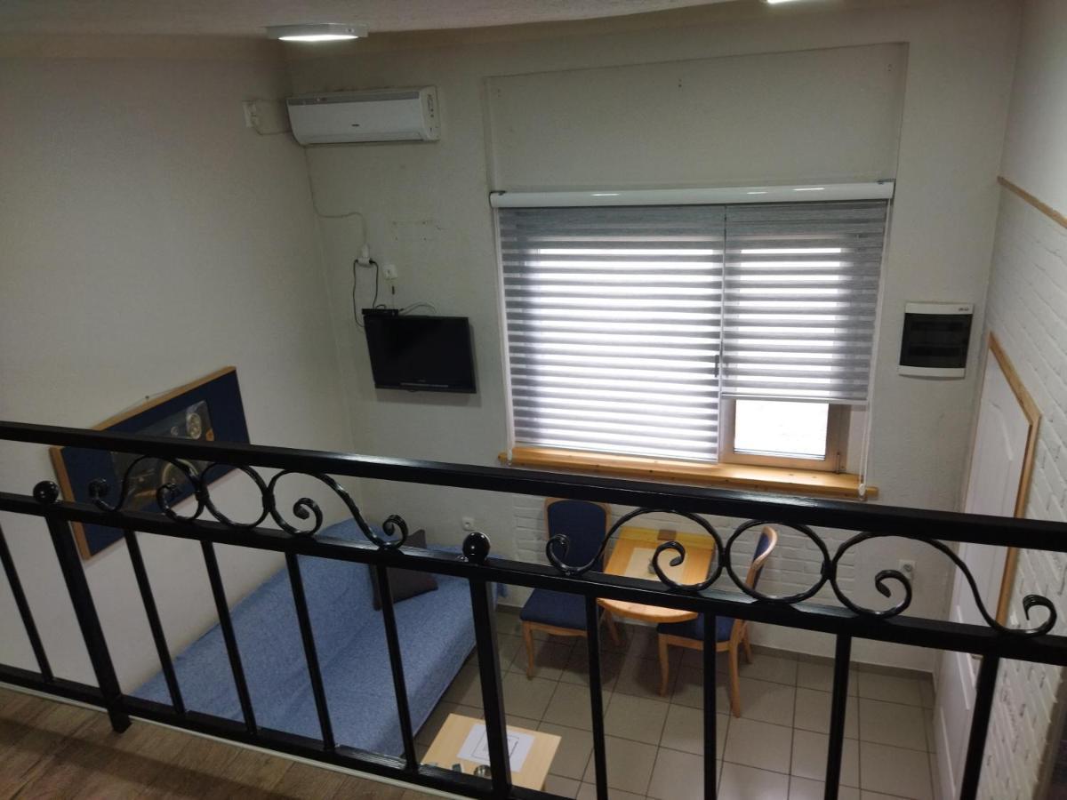 Apartmani Sirmium Sremska Mitrovica Eksteriør bilde