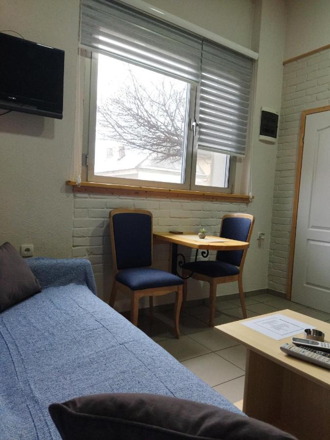 Apartmani Sirmium Sremska Mitrovica Eksteriør bilde
