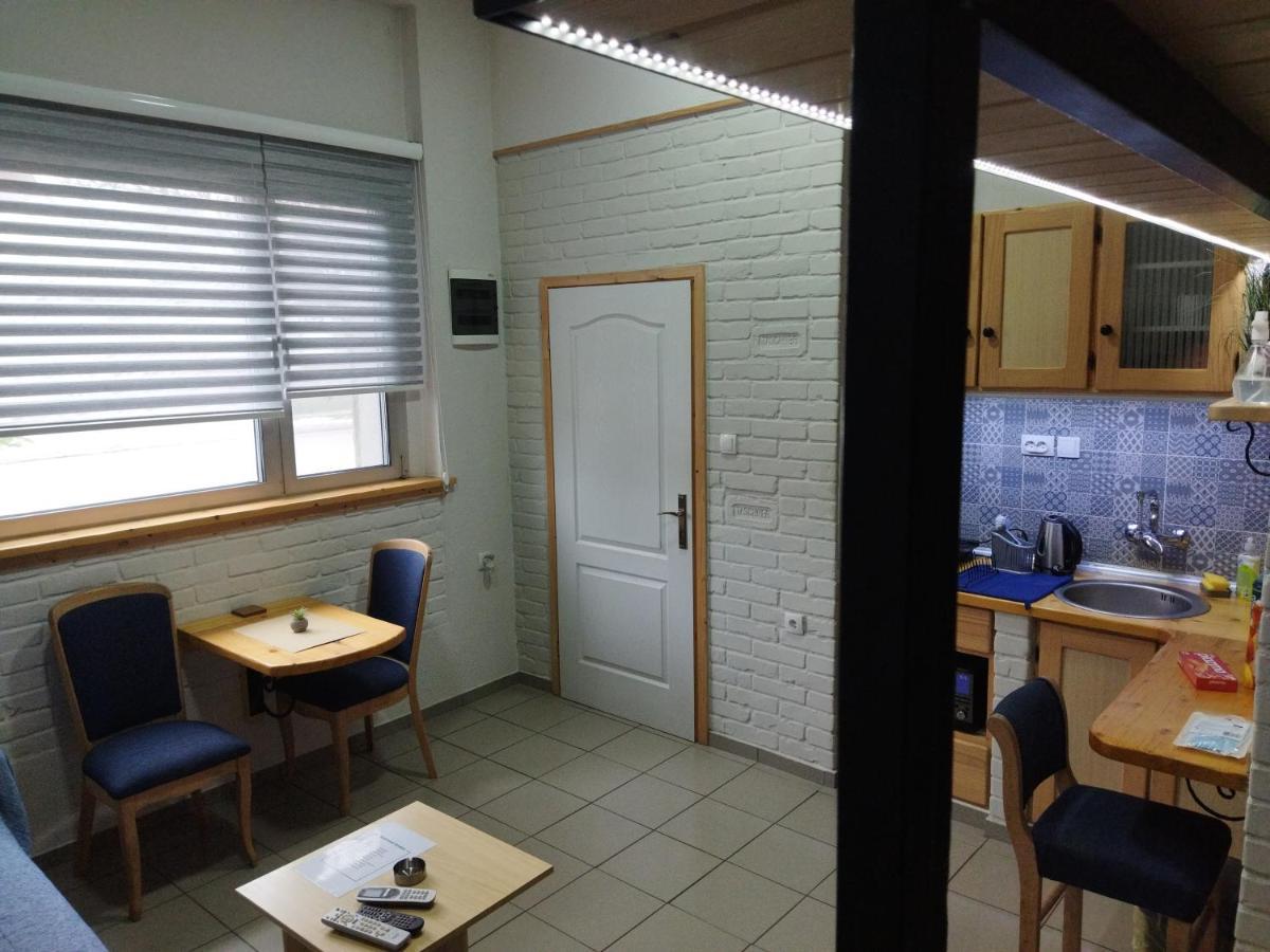 Apartmani Sirmium Sremska Mitrovica Eksteriør bilde