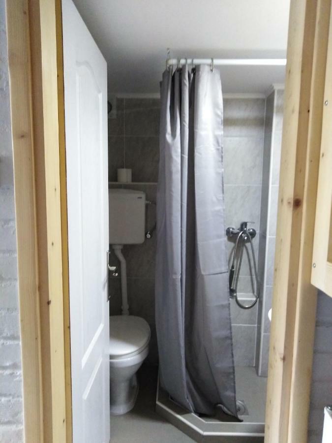 Apartmani Sirmium Sremska Mitrovica Eksteriør bilde