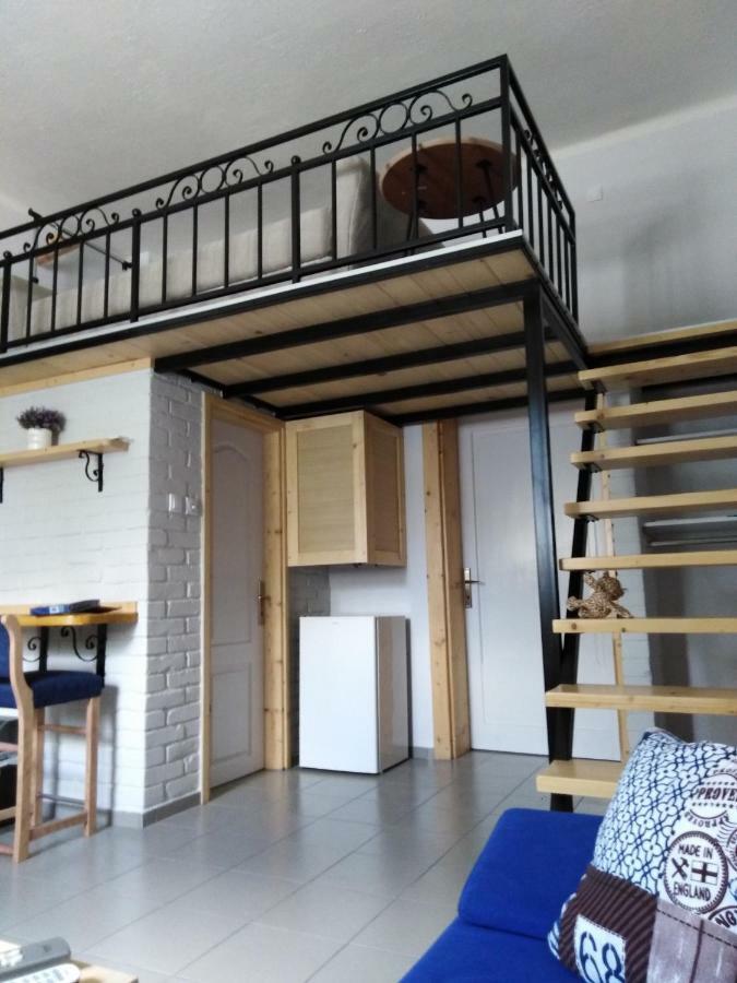 Apartmani Sirmium Sremska Mitrovica Eksteriør bilde